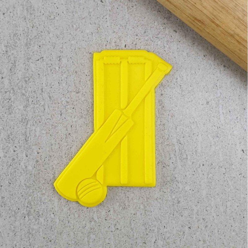Custom Cookie Cutters Cricket Bat & Stumps Cutter and Embosser Set